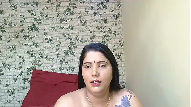 XIndianintimacy live sex cam