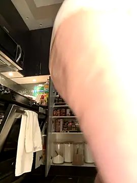 GingerSnap33 live sex cam