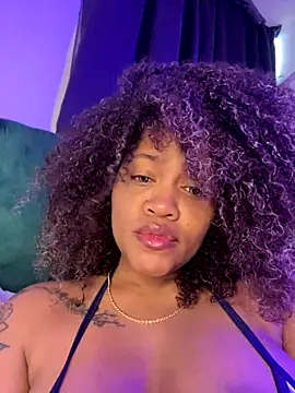 riri_brunnete live sex cam