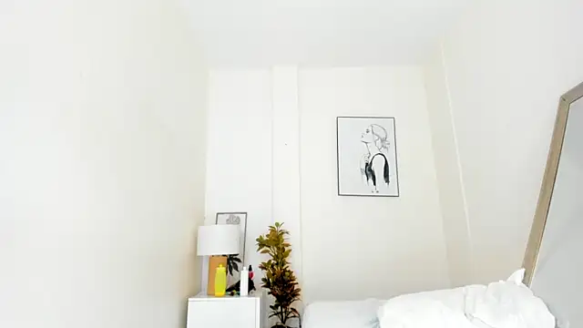 emy_barnert's cam snapshot