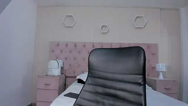 MadisonSky_'s cam snapshot