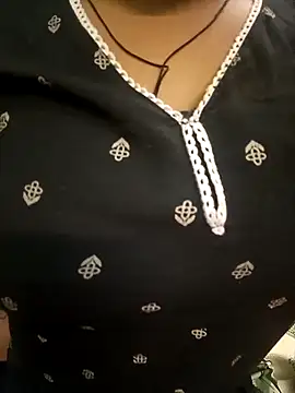 Lipstickss's cam snapshot