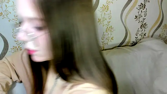 MelMooon's cam snapshot