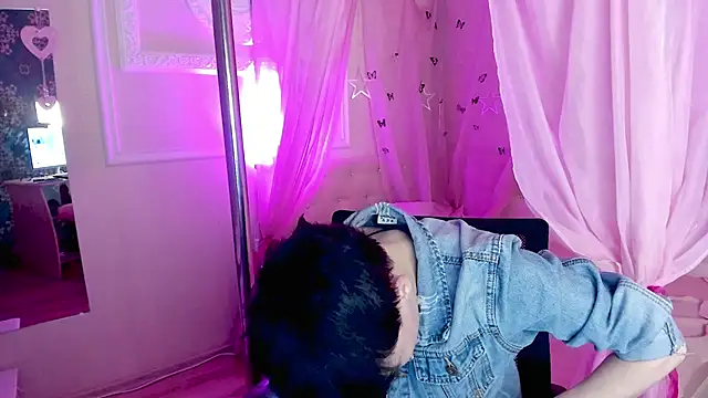 ErickaFetish's cam snapshot