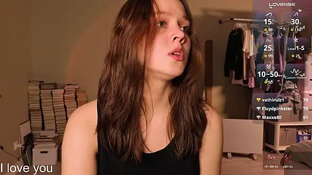 Addelin_Moon's cam snapshot