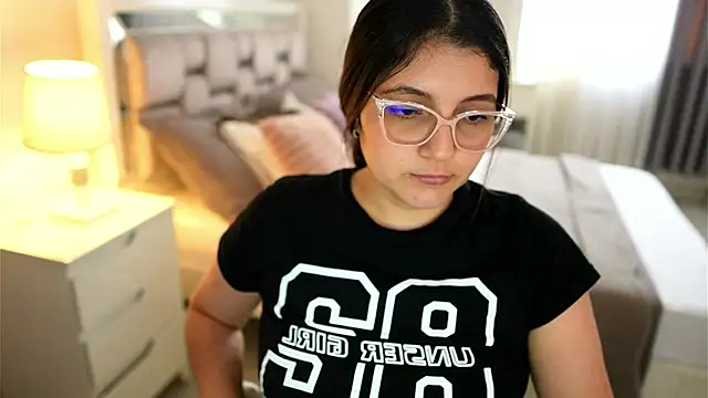 Camilaa_bueno live sex cam