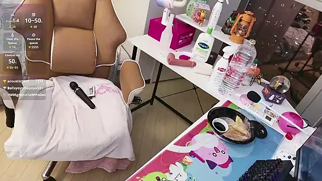 Milk_Sola live sex cam