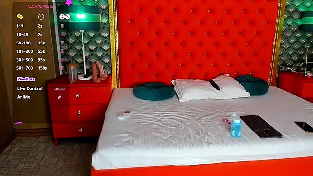 VallerieJones live sex cam