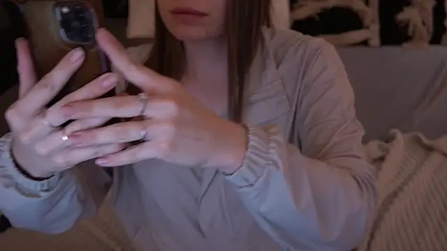 IceDanielles live sex cam