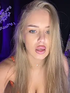 AubrieleRouj1 live sex cam