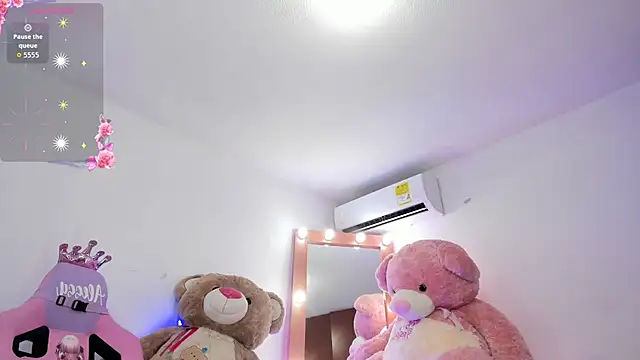 alessandrathedoll live sex cam