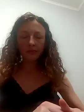 AlisKiv's cam snapshot