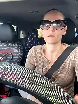 lolabunny9 live sex cam