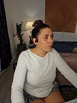 Ellie-L-Elizabeth live sex cam