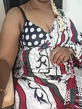 Tamil-hotwife live sex cam
