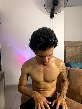 Kriss_Edwards live sex cam