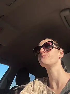 lolabunny9 live sex cam