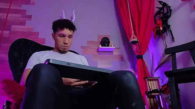 AngeloandEdward live sex cam