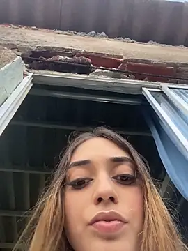 loirinhaaa live sex cam