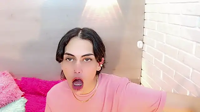 Daniela_Pink_ live sex cam