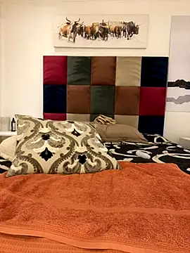 sexyTHANDO live sex cam