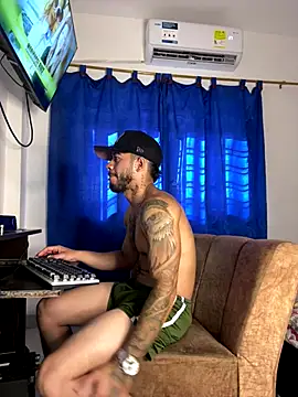 Kylian_Alessandro live sex cam