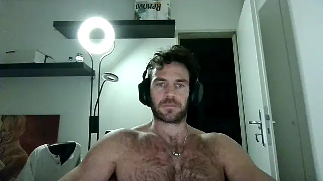 alpha-hunk live sex cam