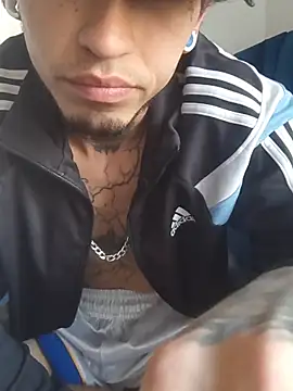 Tattoboy19cm live sex cam