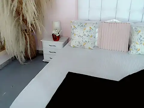 charlotte1_sweet live sex cam