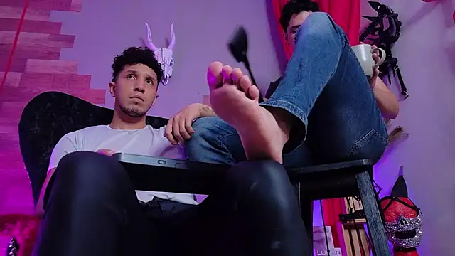 AngeloandEdward's cam snapshot