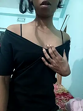 Purnima_18's cam snapshot