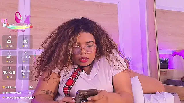 _nickypurple_ live sex cam