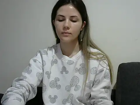 Erii18's cam snapshot