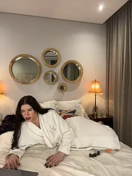 sleek_elf's cam snapshot