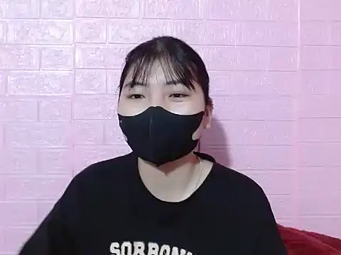 AmineChan09's cam snapshot