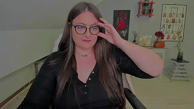 MistressDarrah's cam snapshot