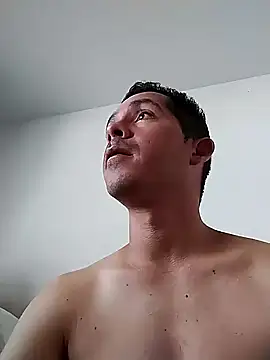 Logan_hetero1's cam snapshot