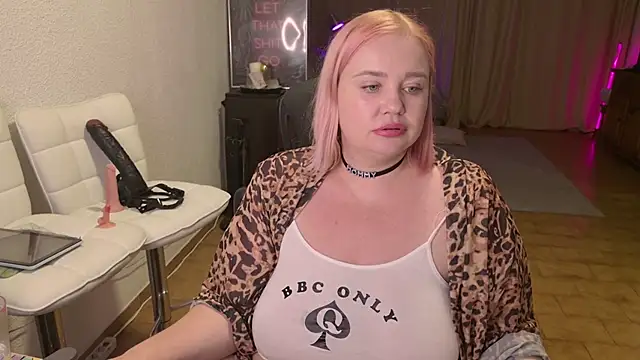 MargotGrey's cam snapshot