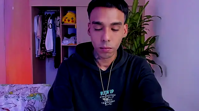 Damianwhite live sex cam