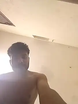 hotbullforgirlz's cam snapshot