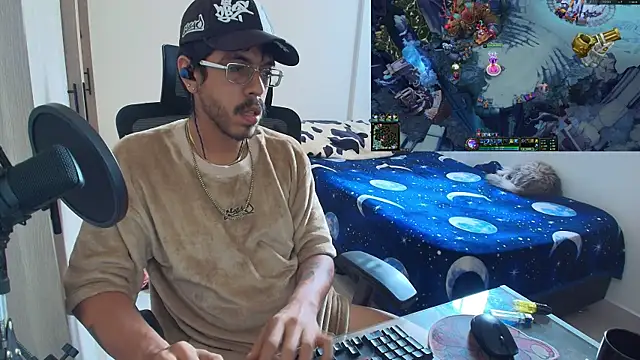 naitt_'s cam snapshot