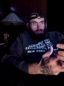 RobStrokes215's cam snapshot