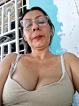 Mia-funny20's cam snapshot