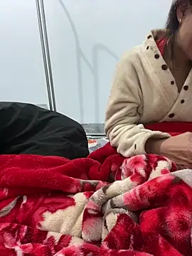 pitty_mymi's cam snapshot