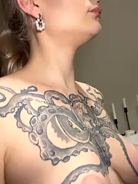 TeaseKitten's cam snapshot