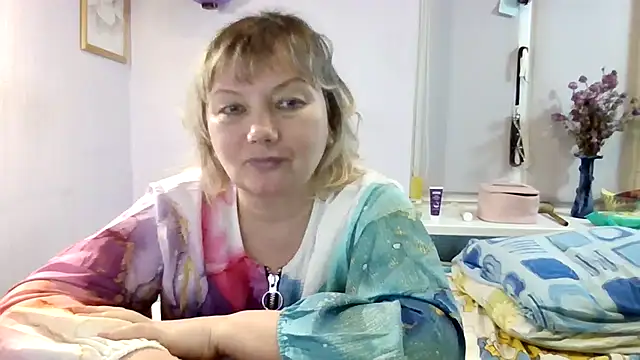 Lusi-777 live sex cam