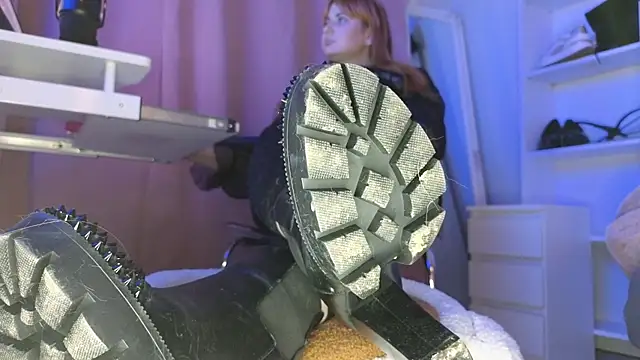 CruelSiren live sex cam