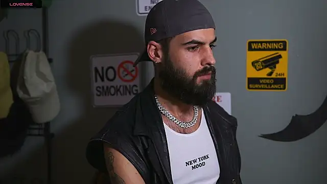 HairyRobxxx live sex cam