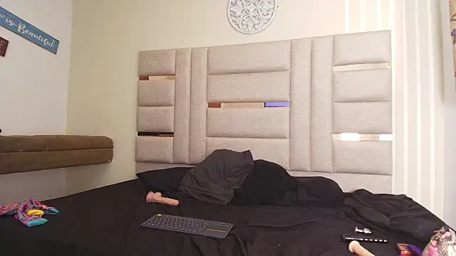 LittlePeach_'s cam snapshot