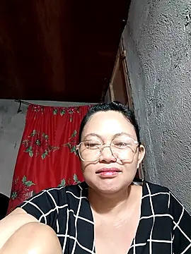 Everleigh_mom's cam snapshot